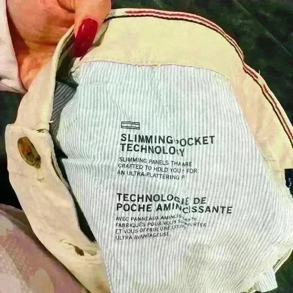 🔥Tommy Hilfiger Short🔥 - Picture 9 of 9